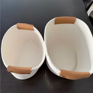 ☀️🌴The Container Store Cream Baskets with Brown Handles
